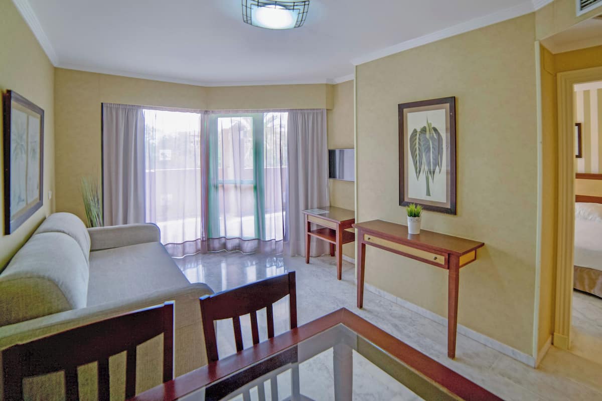 1 Schlafzimmer, Minibar, schallisolierte Zimmer, Bügeleisen/Bügelbrett