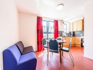 Living area - Euro Hostel Edinburgh Halls (Edinburgh)