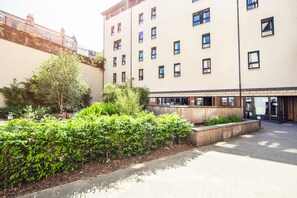 Exterior - Euro Hostel Edinburgh Halls (Edinburgh)