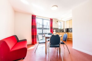 Apartment, 2 Bedrooms (for 4 people) | Private kitchen | Full-size fridge, stovetop, coffee/tea maker, cookware/dishes/utensils - Euro Hostel Edinburgh Halls (Edinburgh)