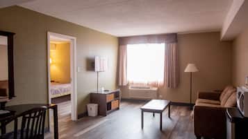 1 habitación, escritorio, sistema de insonorización y cunas gratuitas