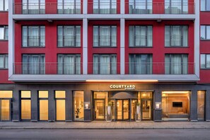 Exterior - Courtyard by Marriott Munich City Center (Munich)