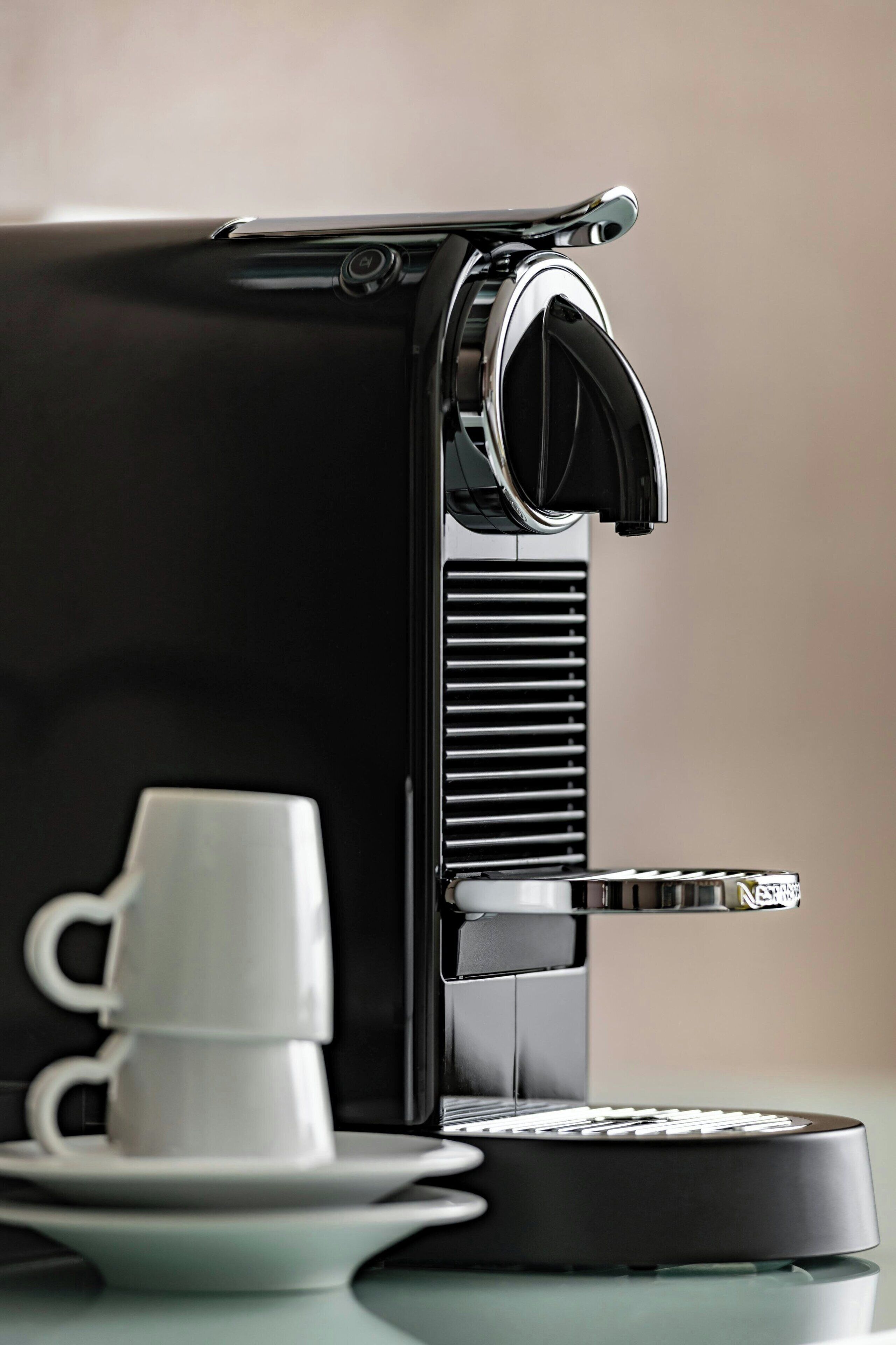 hypo-allergenic bedding, in-room safe, desk, laptop workspace