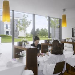 Sauna, steam room, Turkish bath/hammam, body treatments, hydrotherapy