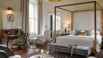 Premium bedding, in-room safe, desk, blackout curtains