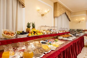 Daily buffet breakfast (EUR 15 per person)