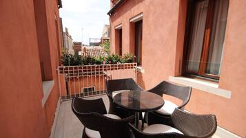 Junior Suite (Triple) | Balcony view