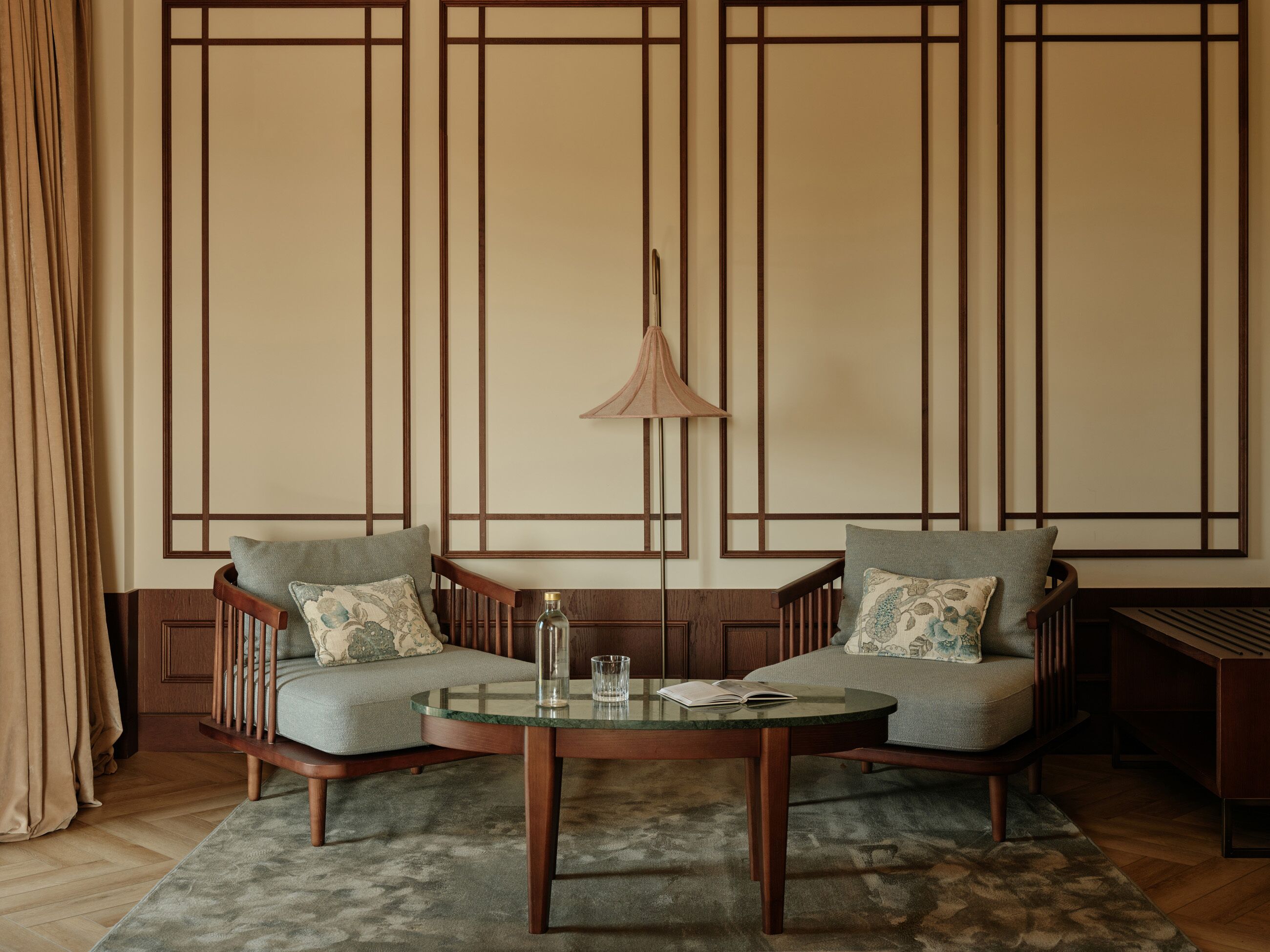 Panoramic Suite | Minibar, in-room safe, desk, soundproofing