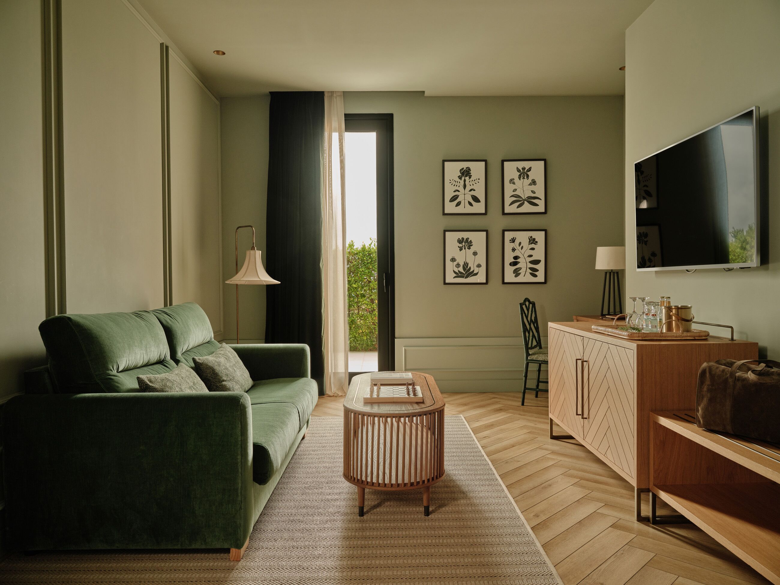 Minibar, in-room safe, desk, soundproofing