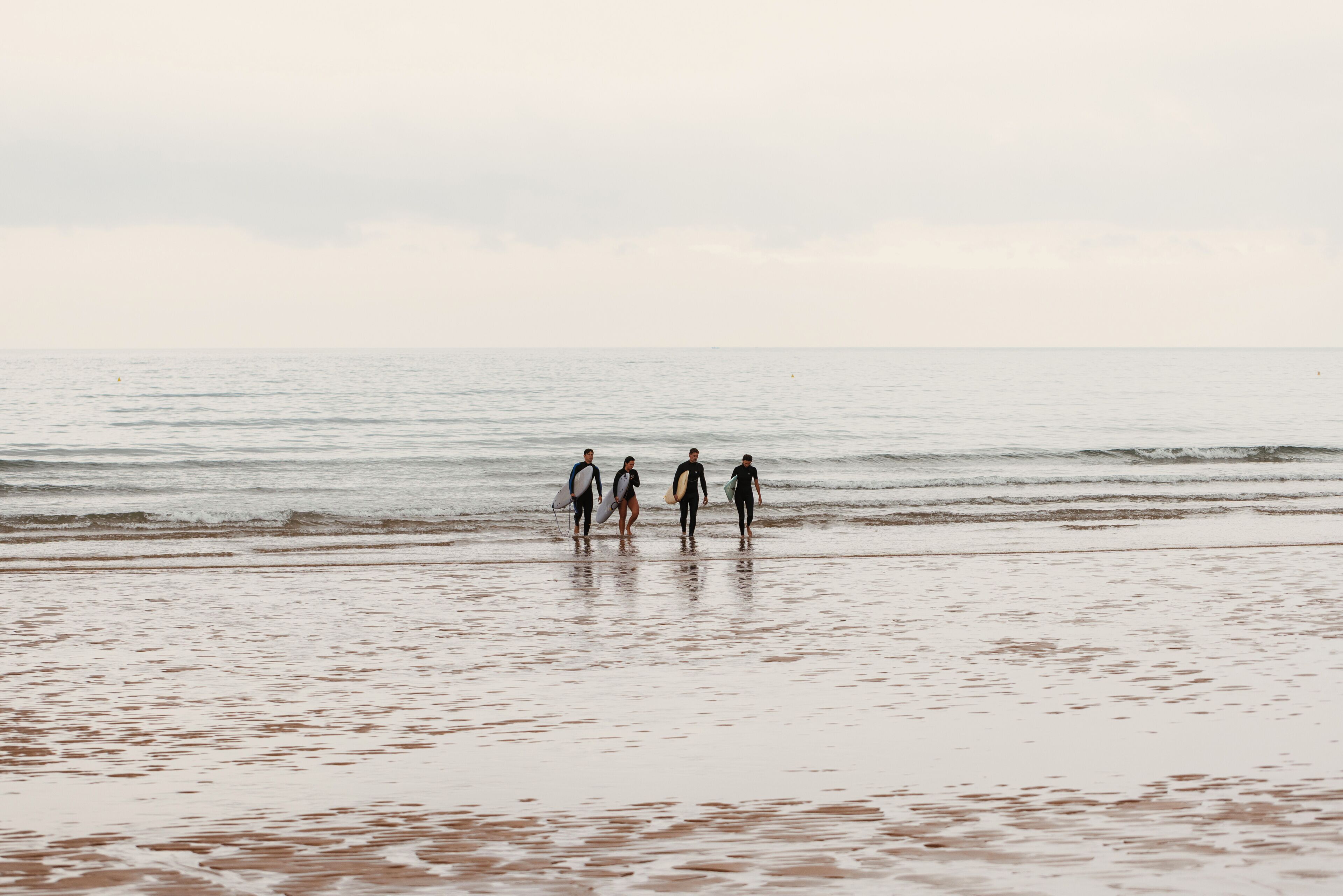 Surfing/boogie boarding