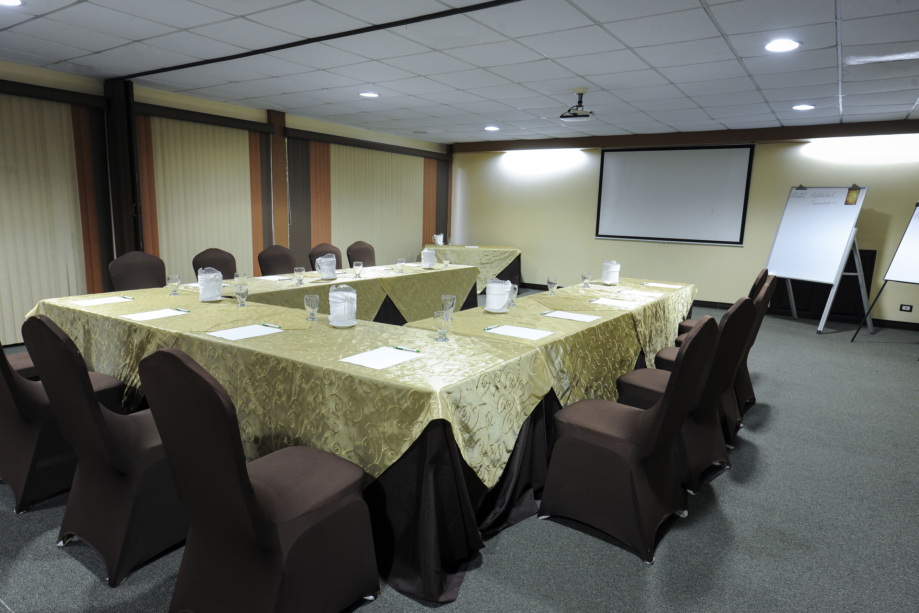 Foto - Hotel Robledal