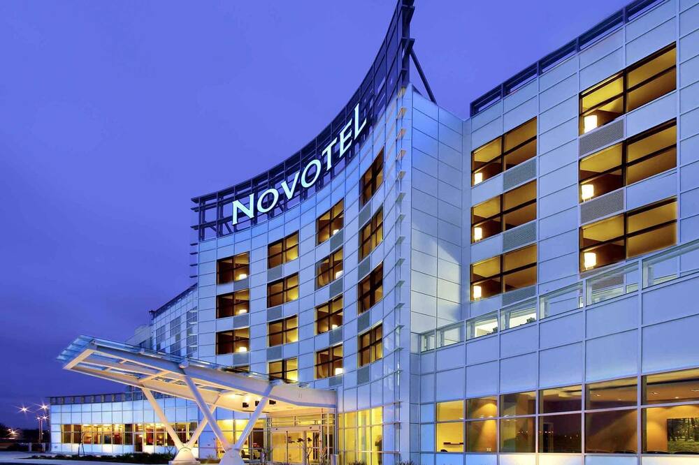 Novotel Montreal Aeroport
