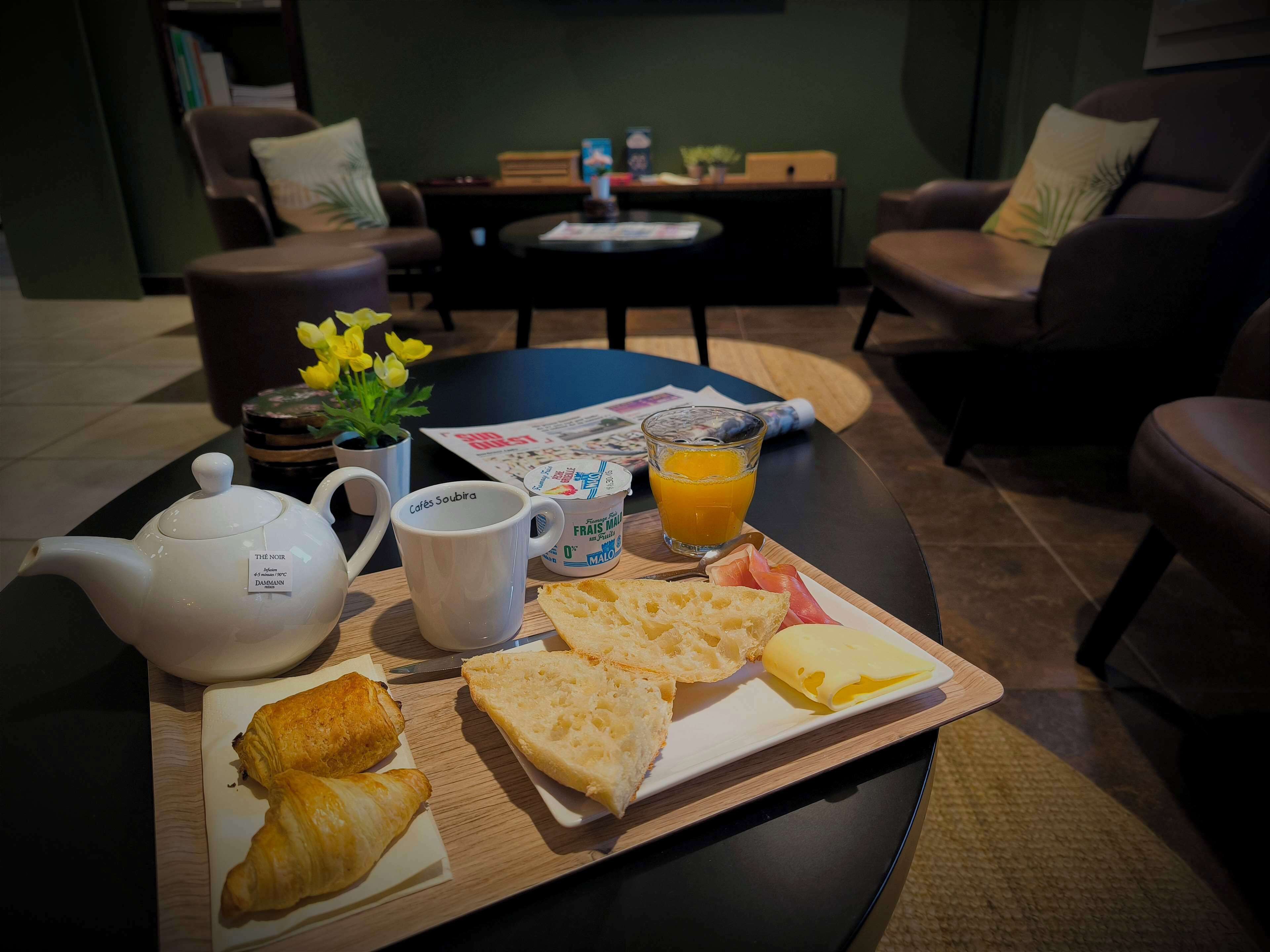 daily buffet breakfast (eur 13.50 per person)