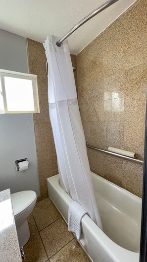 Bathroom - The Fremont Inn (Monterey)