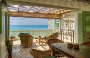 Egyptian cotton sheets, premium bedding, in-room safe, desk - Little Good Harbour (Speightstown)