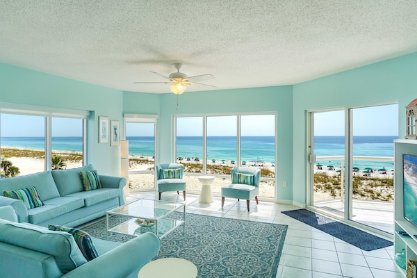 3 Bedrooms Gulf Front Condo, Beach Chairs Included | Living area | TV, DVD player