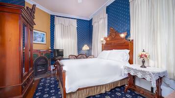 Kamar (Edwards Room) | Seprai premium, didekorasi berbeda-beda, dan setrika/meja setrika