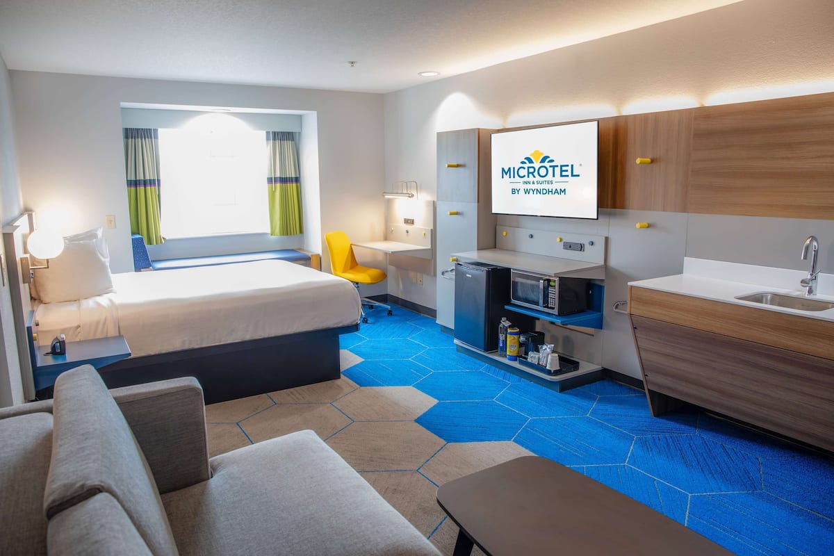 Premium bedding, pillow-top beds, in-room safe, individually decorated