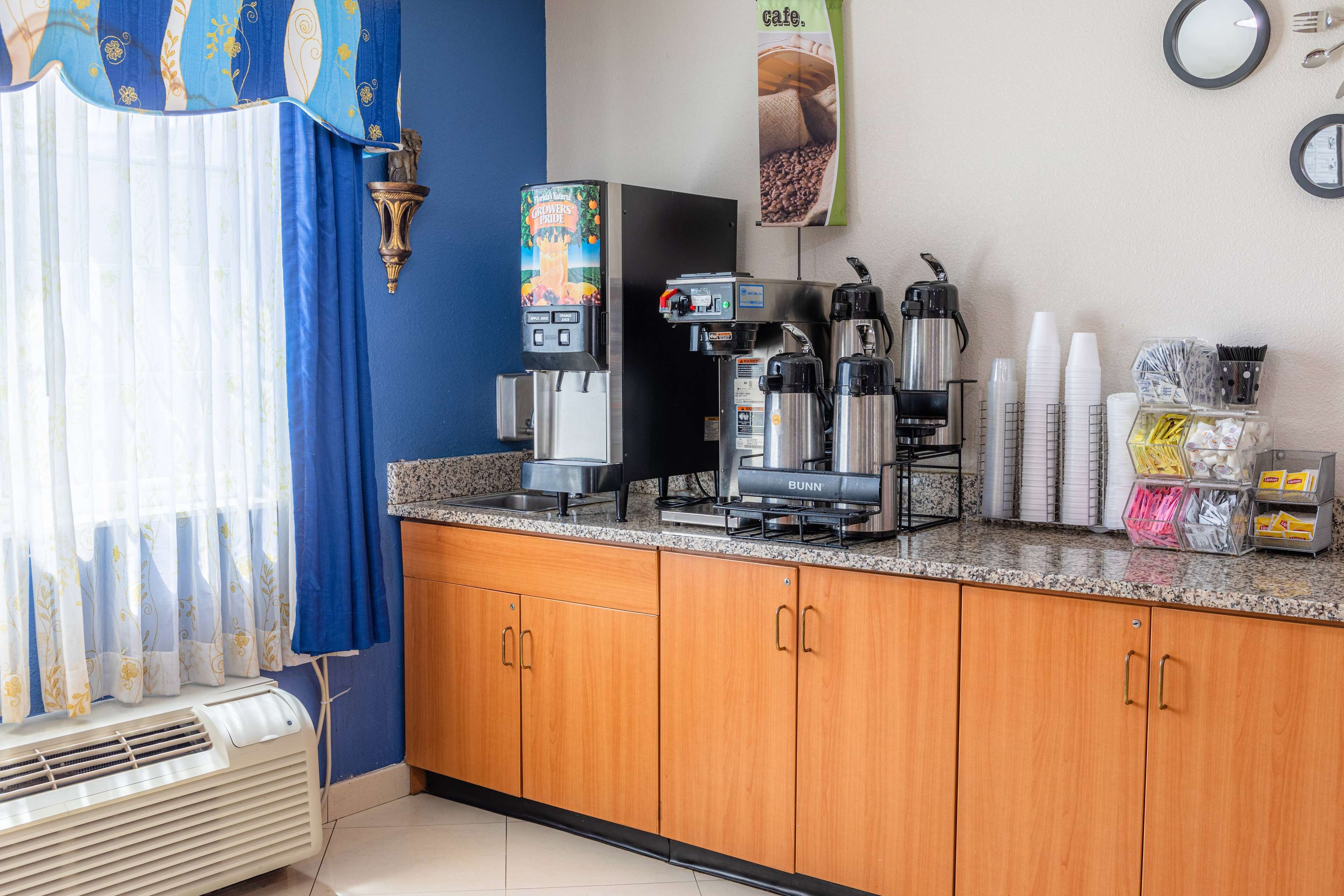 Photo - Microtel Inn & Suites by Wyndham Kingsland Naval Base I-95