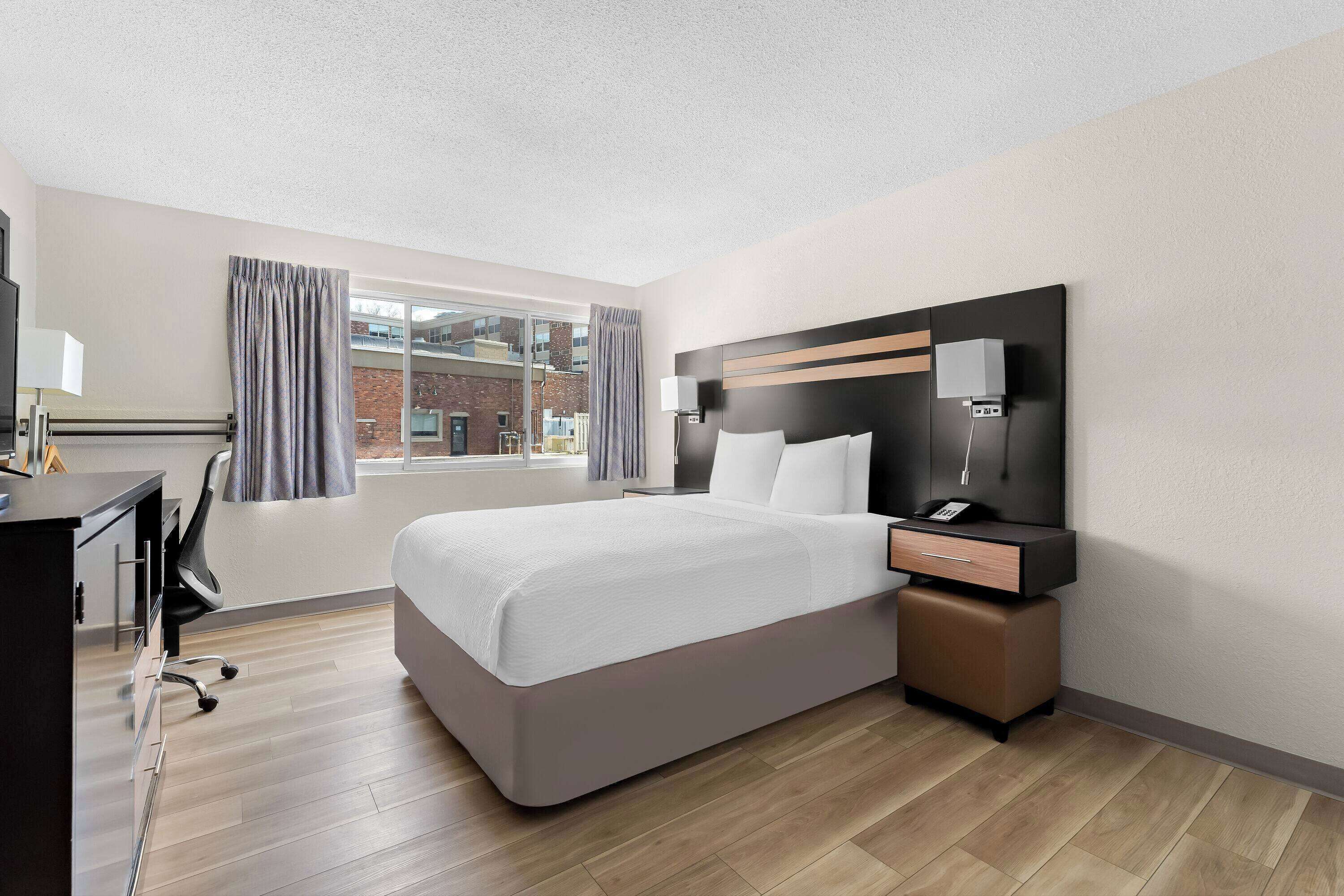 Room, 1 Queen Bed, Accessible, Non Smoking