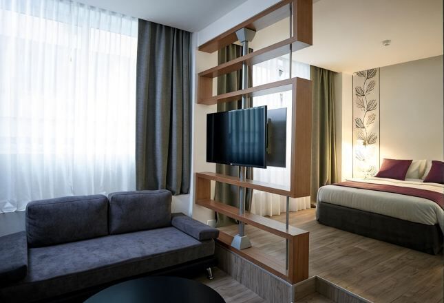 Minibar, in-room safe, soundproofing, free WiFi