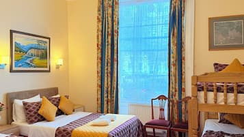 Family Room | 1 bedroom, in-room safe, soundproofing, free WiFi