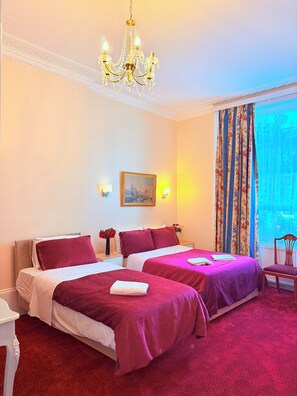 Familiekamer | 1 slaapkamer, een kluis op de kamer, geluiddichte muren, gratis wifi