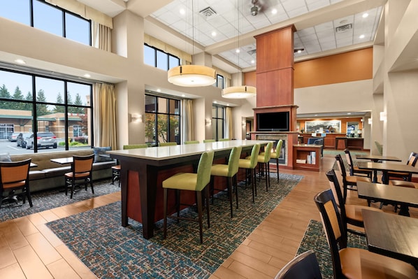 Dagelijks ontbijtbuffet inbegrepen