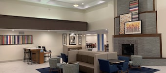 Holiday Inn Express & Suites Gunnison by IHG