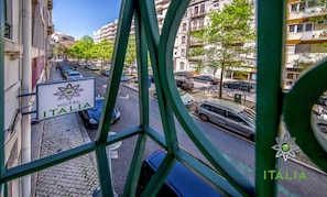 Exterior detail - Hotel Italia (Lisbon)