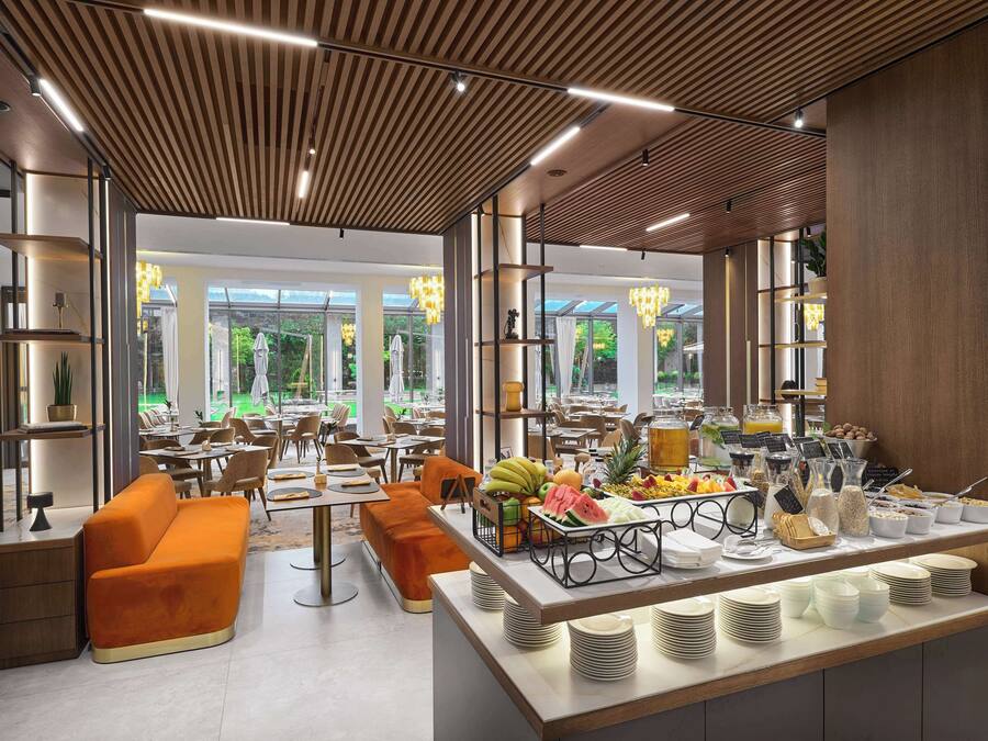 Daily buffet breakfast (EUR 15 per person)