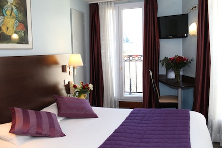 In-room safe, desk, blackout drapes, free WiFi