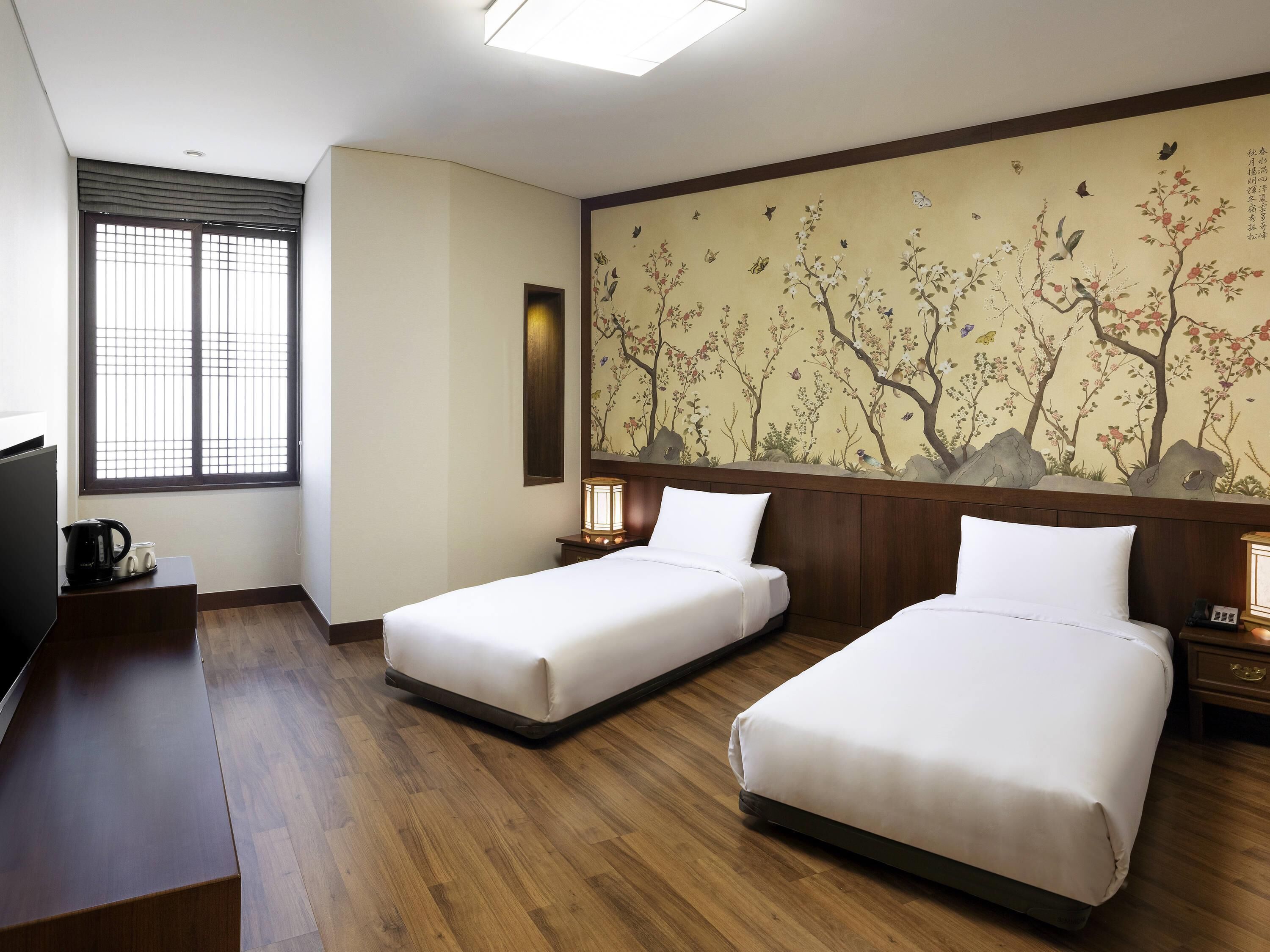 Traditional Room, 2 Twin Beds | In-room safe, desk, laptop workspace, blackout drapes
