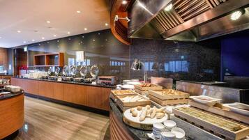 Tägliches Frühstücksbuffet (27500 KRW pro Person)
