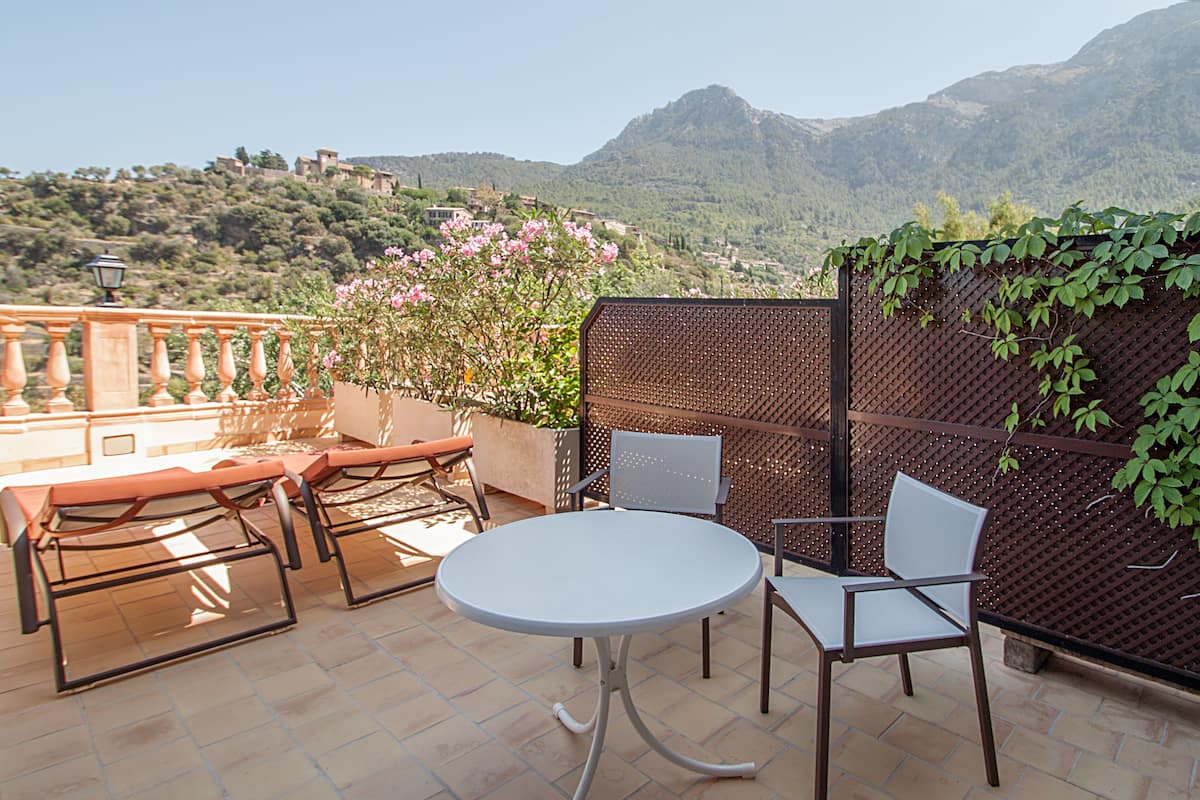 Classic-Dreibettzimmer, Terrasse | Ausblick vom Zimmer