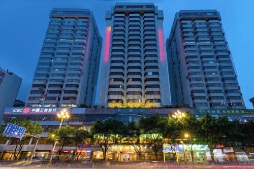 Oriental Silk Hotel