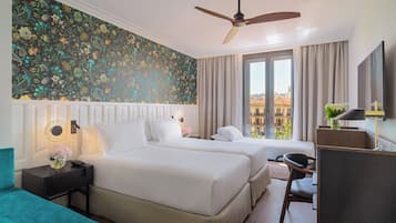 Deluxe Double or Twin Room (with extra bed) | 1 bedroom, premium bedding, down comforters, minibar