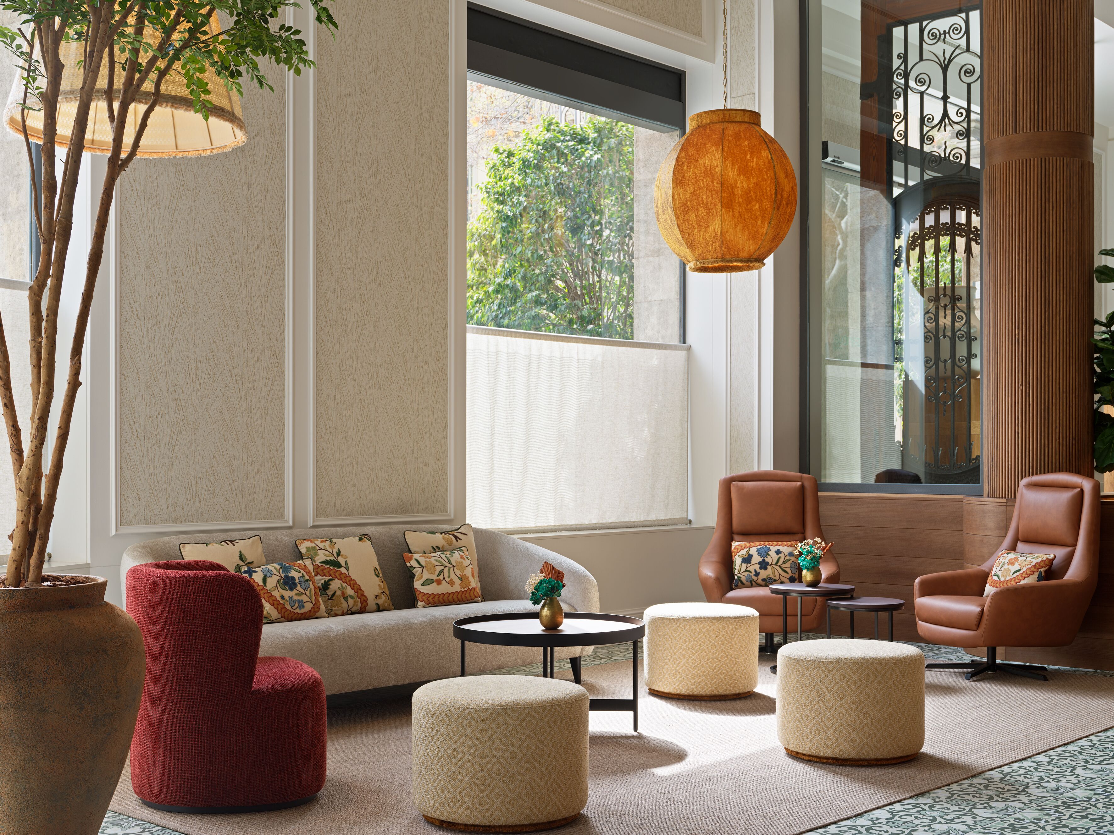 تفاصيل الفندق من الداخل