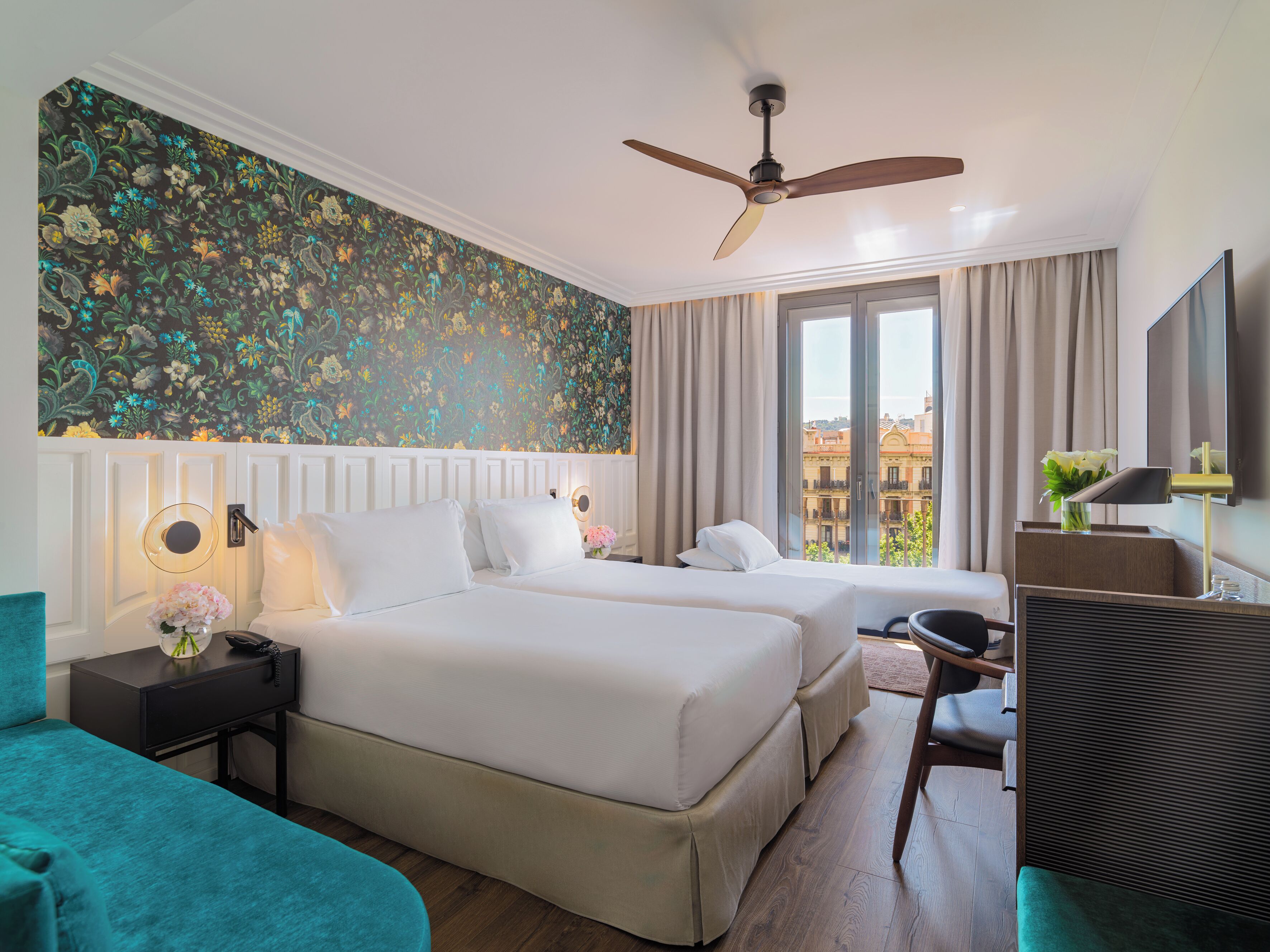 Literie de qualité supérieure, couette en duvet d'oie, minibar