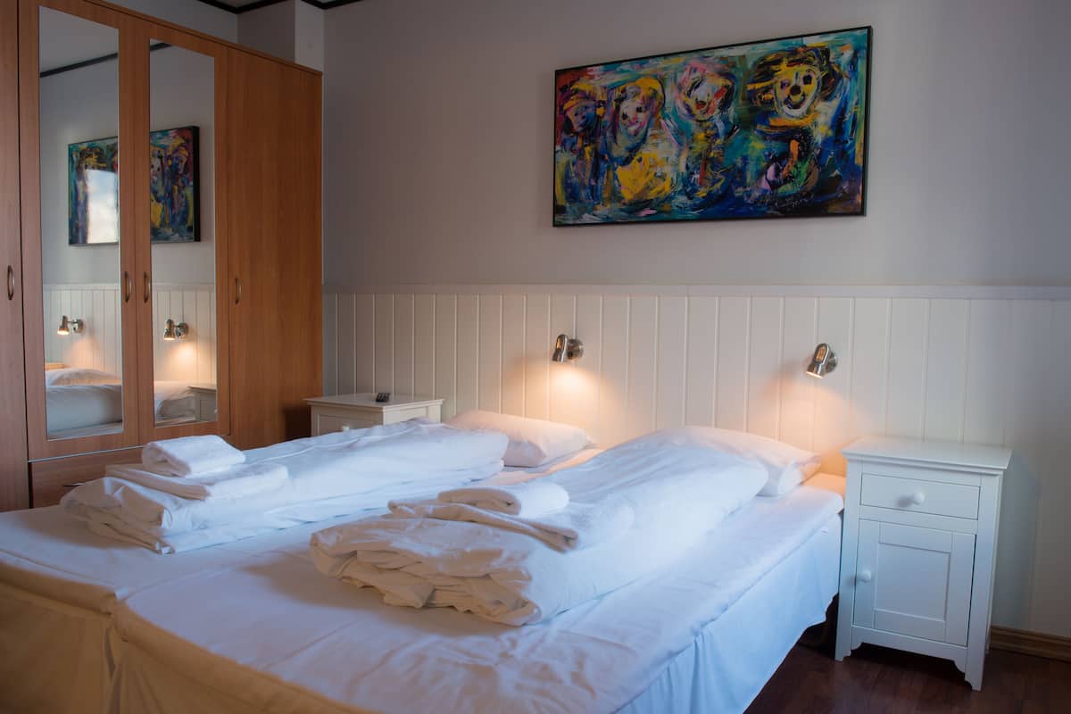 desk, iron/ironing board, free wifi, bed sheets