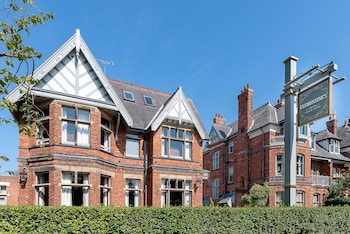 Clementine's Guest House