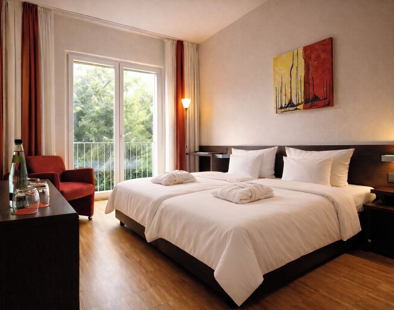 Double Room | Hypo-allergenic bedding, in-room safe, desk, soundproofing