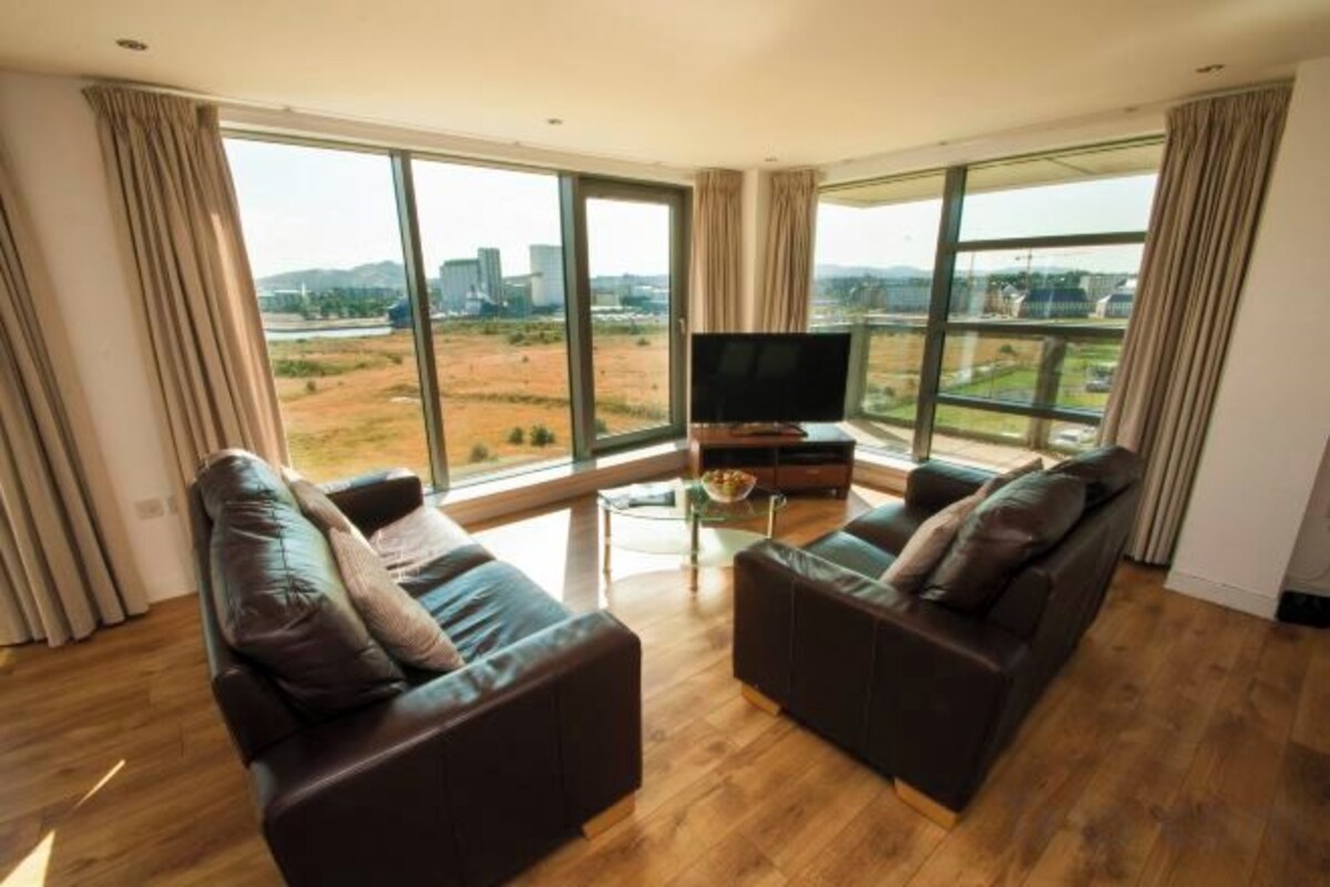 Living area | TV, DVD player