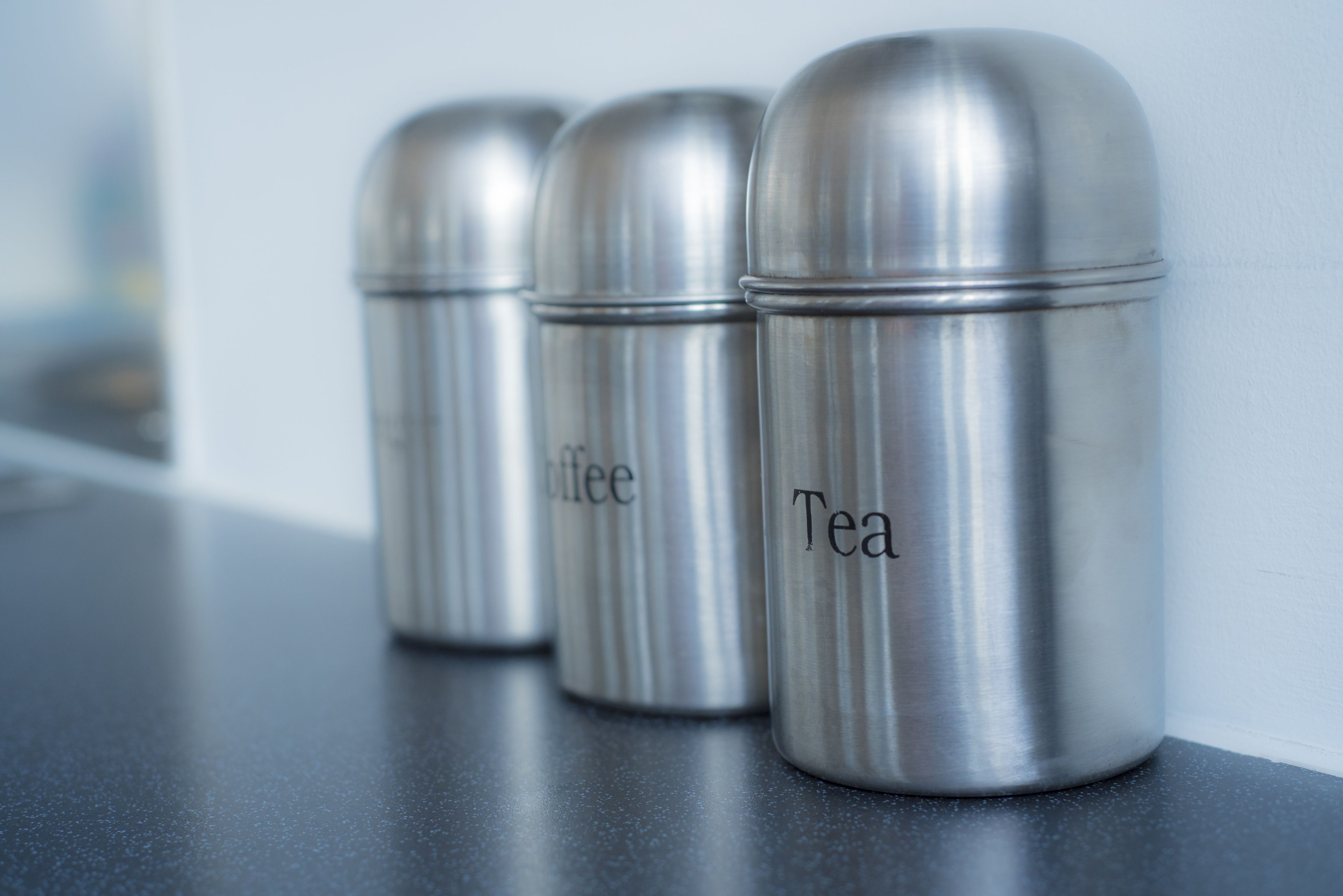 full-sized fridge, microwave, oven, stovetop