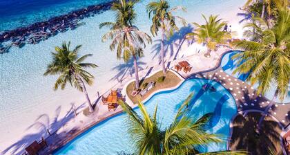 Royal Island Resort & Spa