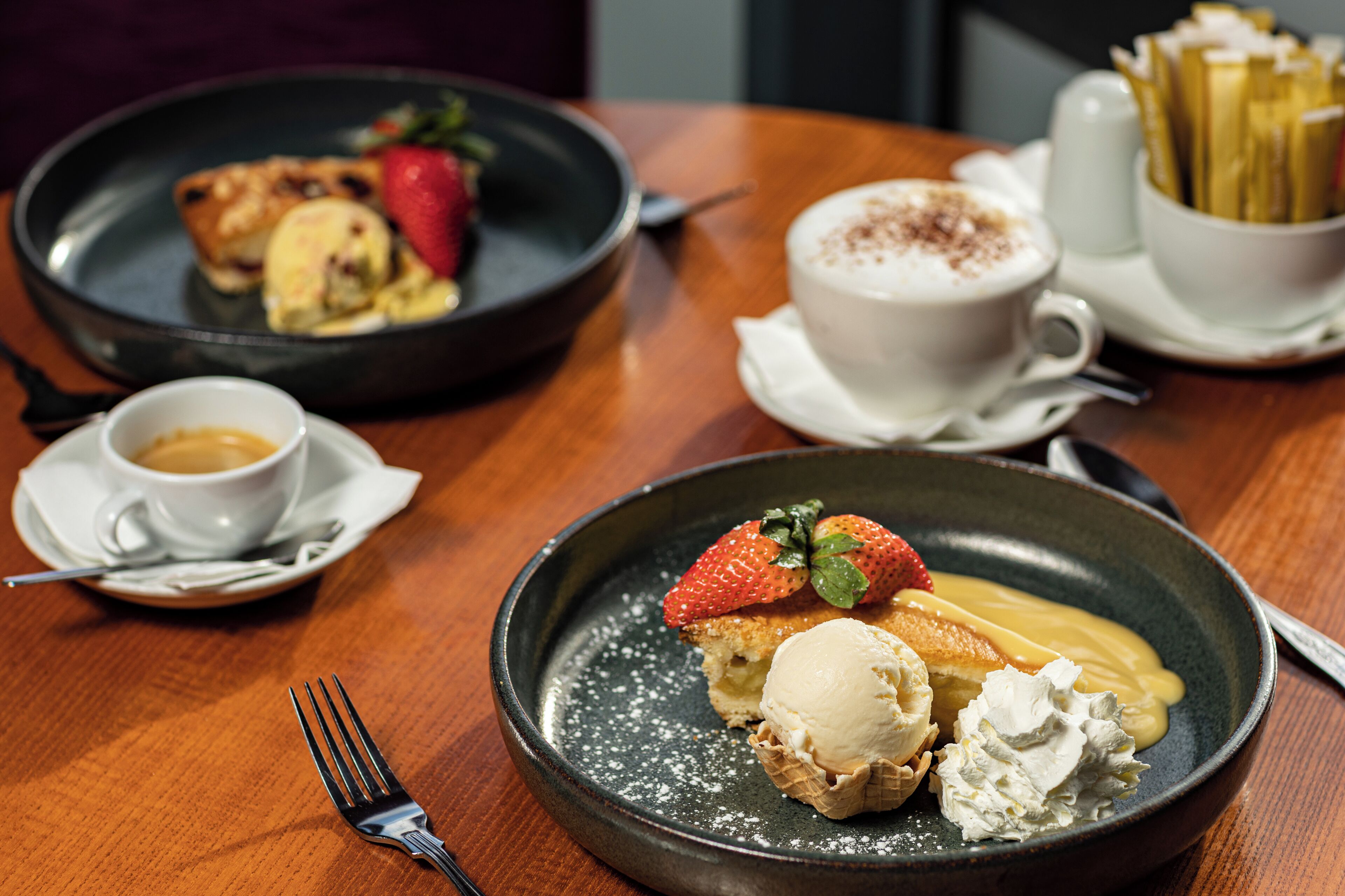 lunch and dinner served