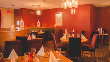 Se sirven comidas y cenas