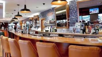 Bar (trong khuôn viên)
