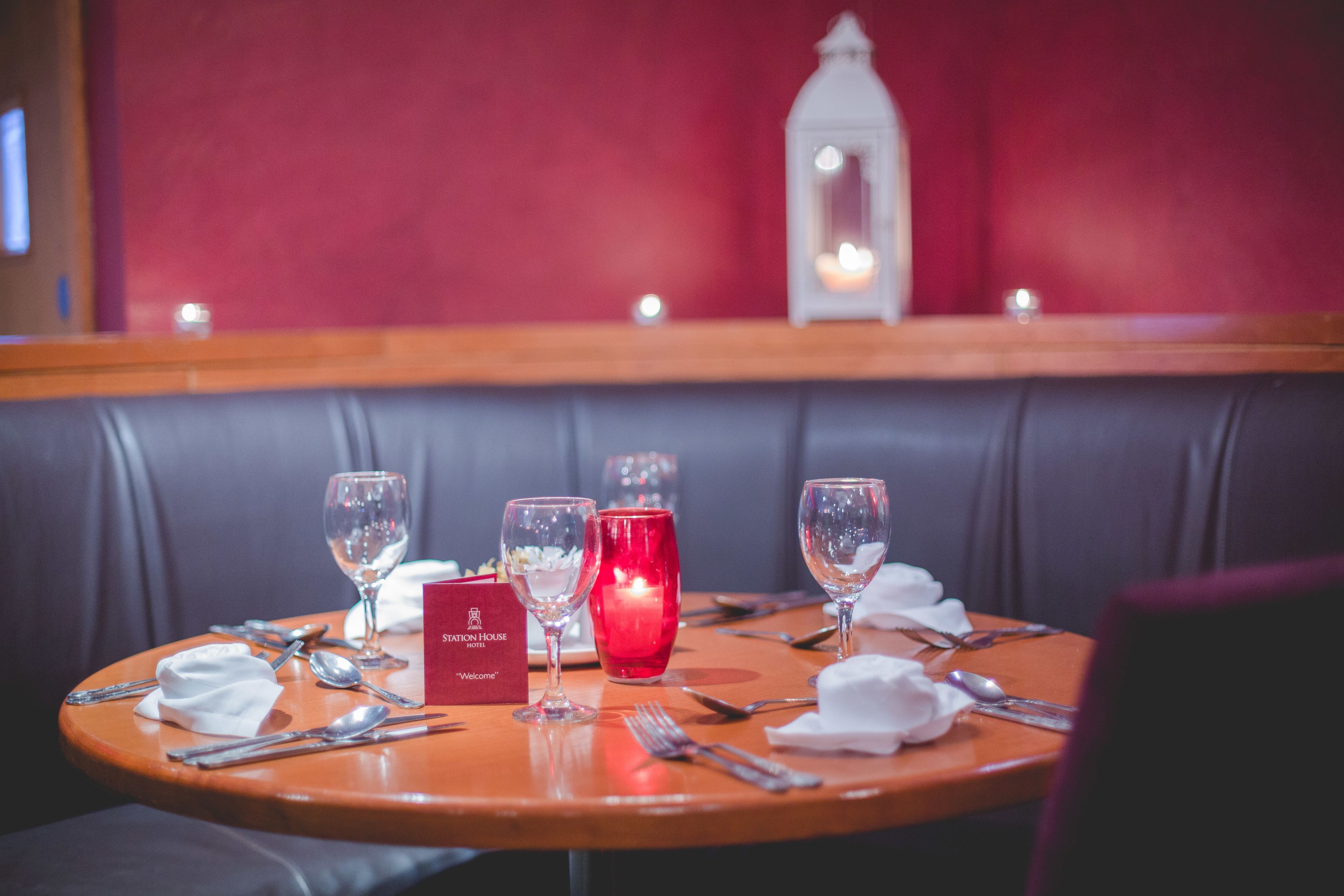 lunch and dinner served