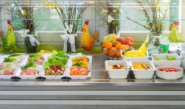 Free daily self-serve breakfast - Hetzel Hotel Stuttgart (Stuttgart)